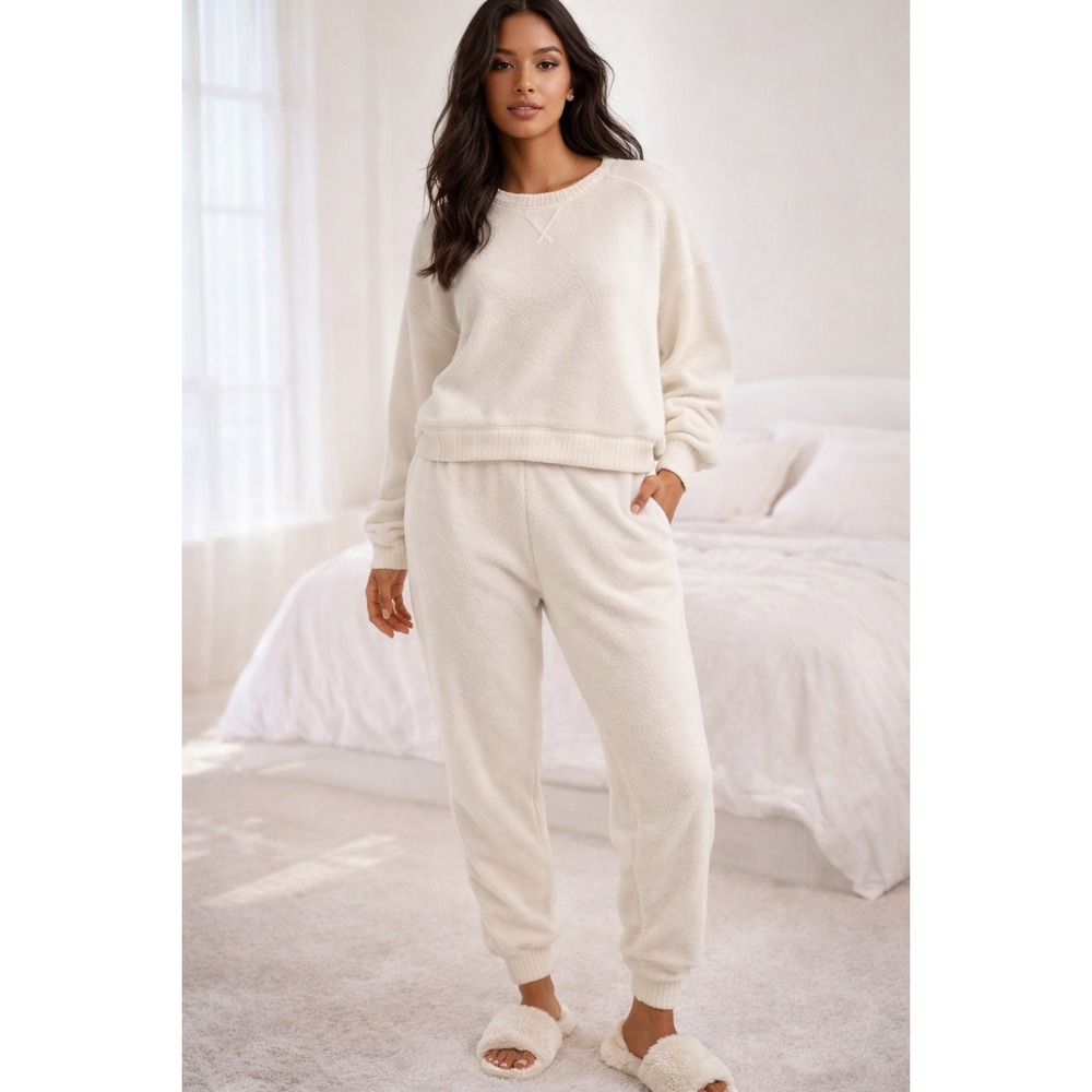 Auden Pajama‎ Set Womens M/L Cozy Lounge Sleepwear Fuzzy Fleece Lounge Set